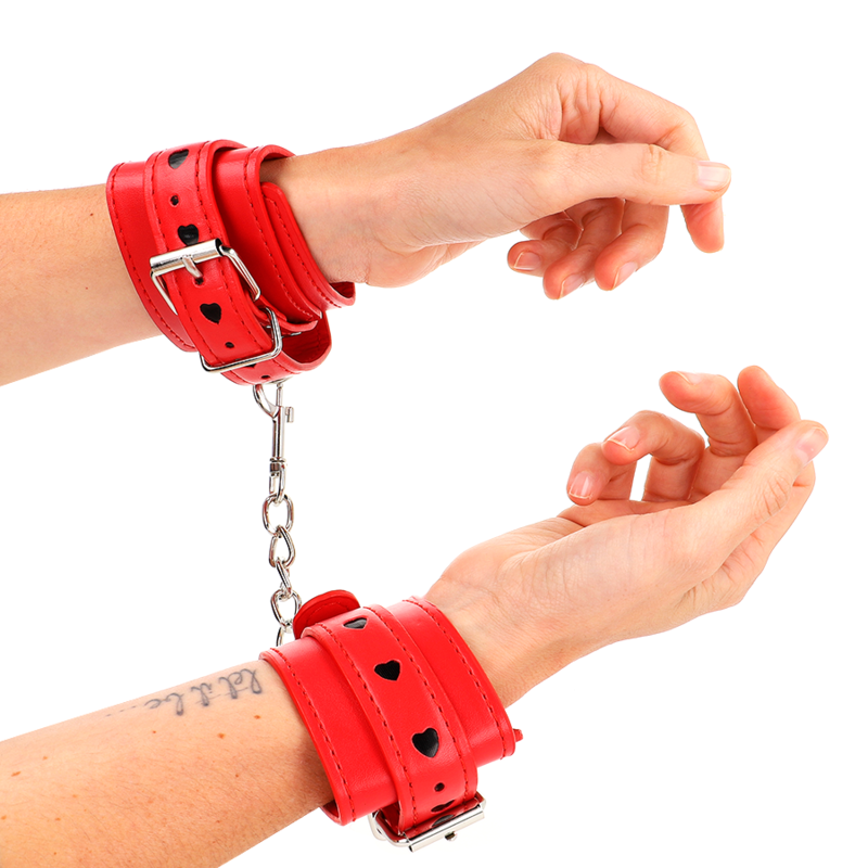 Bracelets Poignets Cuir Rouge Coeur Noir 21-28cm - KINK - KINK WRIST RESTRAINT