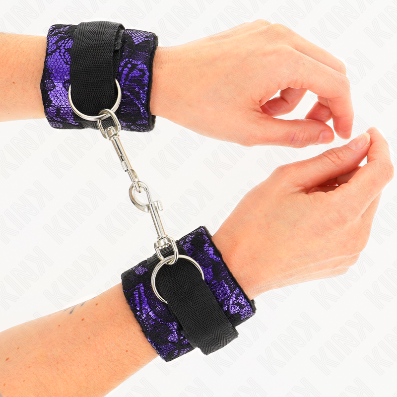 Menottes Velours Dentelle Nylon Violet Noir - KINK - KINK WRIST RESTRAINT