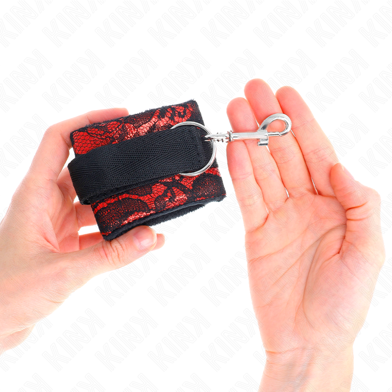 Attaches Poignets Velours Dentelle Rouge/Noir 23cm - KINK - KINK WRIST RESTRAINT