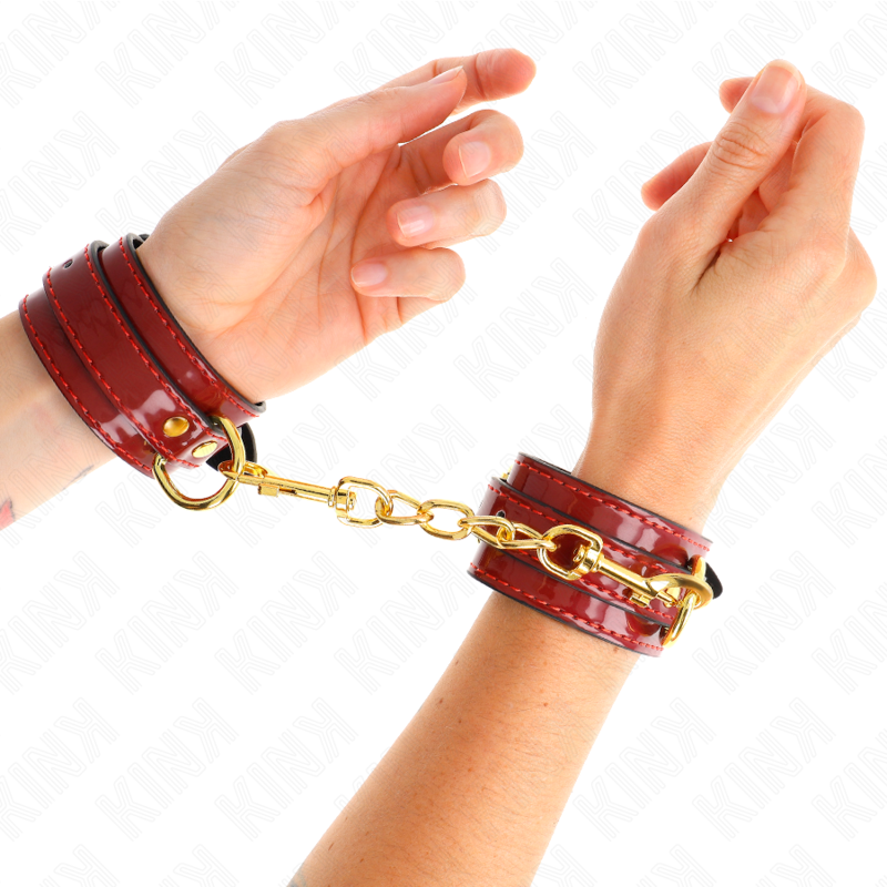Menottes Cuir Joanna Angel Rouge Chaîne Or - KINK - KINK WRIST RESTRAINT